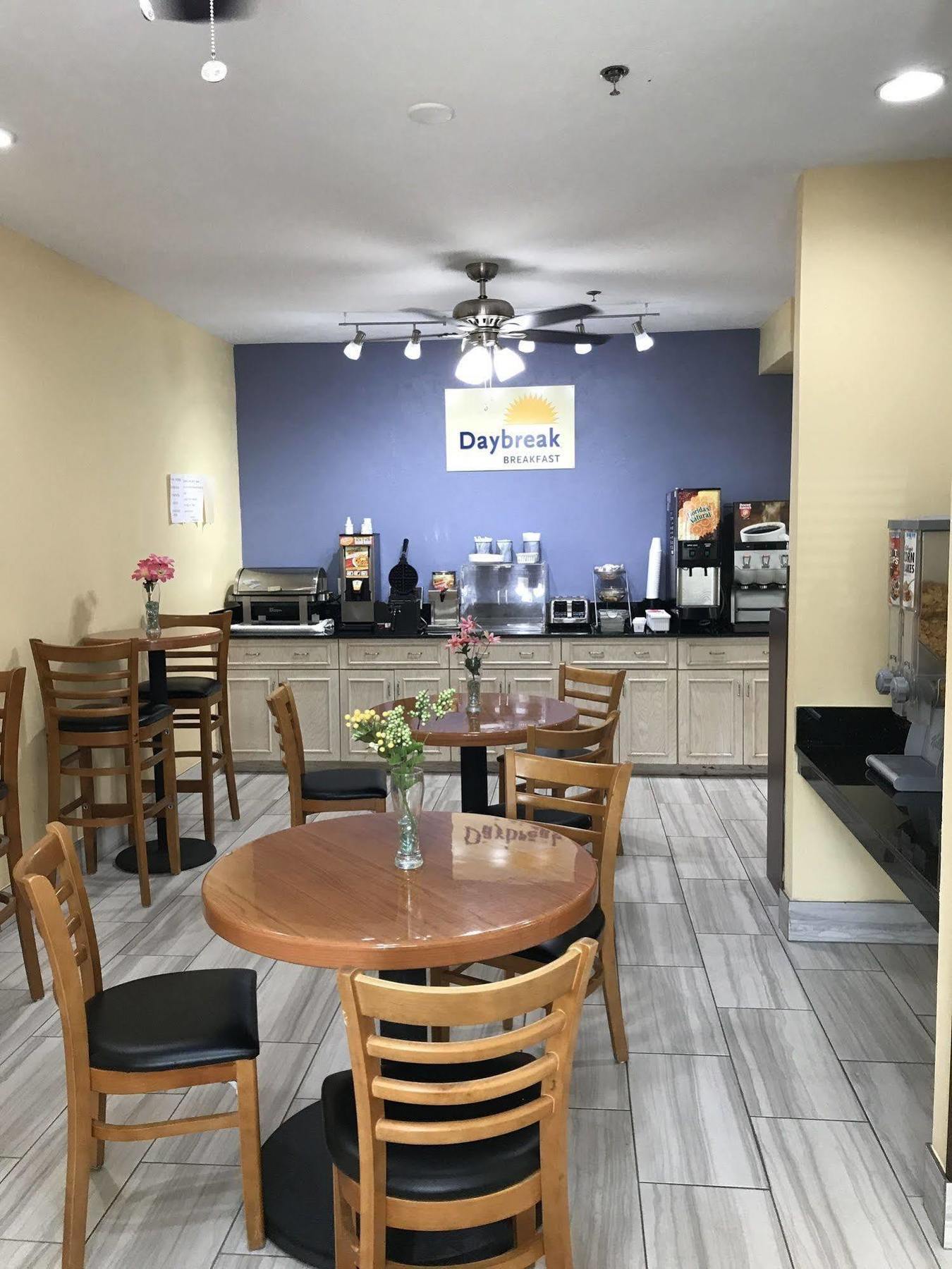 奥古斯塔温德姆戴斯套房酒店-近戈登堡 奧古斯塔 外观 照片